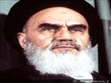 محقق و نویسنده آذری:  امام خمینی (ره) بواسطه شناساندن اسلام واقعی هدیه بزرگی به بشریت داد