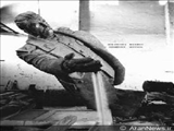 گرجی‌ها مجسمه استالین را با نماد یادبود قربانیان جنگ روسیه تعویض كردند