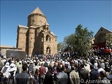 برگزاری مراسم دینی در کلیسای قدیمی ارامنه در ترکیه  
