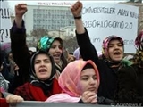 ممنوعیت حجاب در دومین کشور شیعی دنیا همچنان ادامه  می یابد