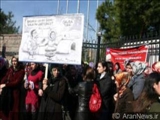 برگزاری تظاهرات علیه ممنوعیت حجاب در مقابل دانشگاه «مرمره» تركیه