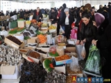 جشن نوروزی مردم جمهوری آذربایجان با میوه و آجیل ایرانی 
