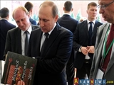 بازدید پوتین از نمایشگاه کتاب روسیه در میدان سرخ مسکو