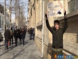 جوانی که درخیابانهای باکو به تنهایی اقدام به تظاهرات کرده بود در بازداشت است