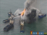 آتش گرفتن یک حلقه چاه نفتی قزاقستان در دریای خزر