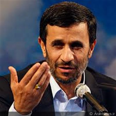احمدی نژاد: حرکت های مردمی به زودی به مراکز مدیریت ظالمانه جهانی می رسد